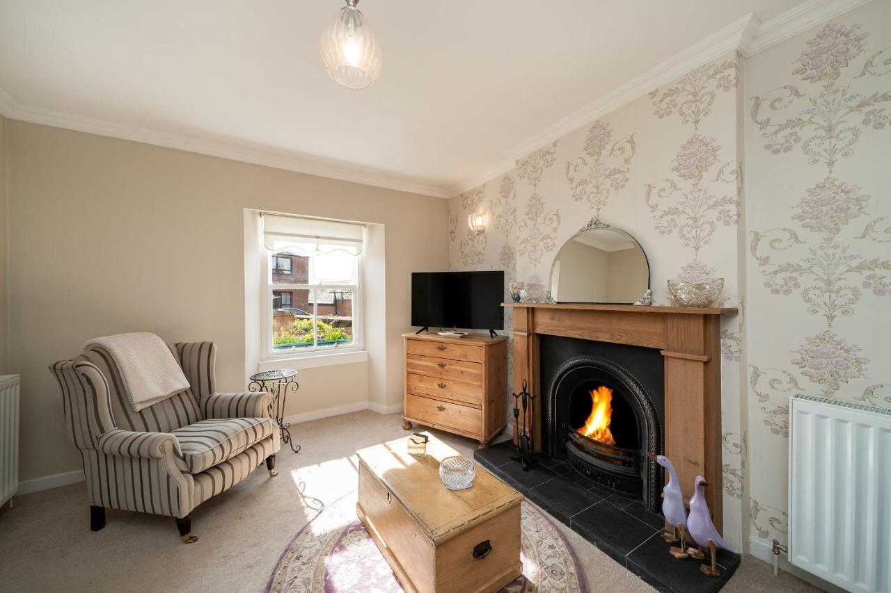 Thrums Cottage Kirriemuir Buitenkant foto